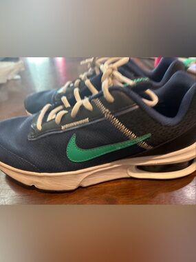 Nike Air Max INTRLK Lite Boys 6.5 Y Blue Running Shoes Sneakers S1